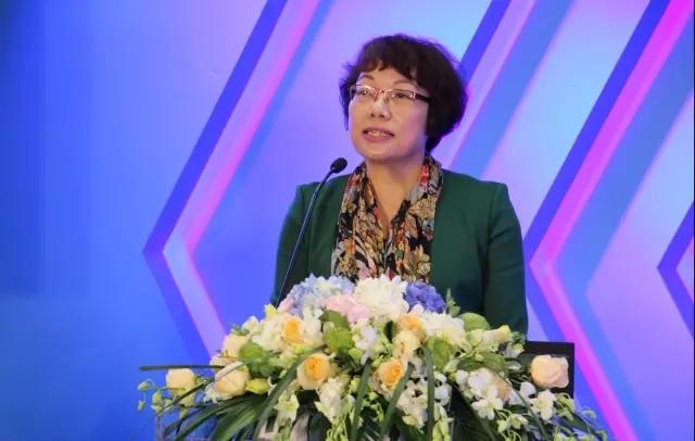 廣東廣電：未來(lái)3-5年投入超過(guò)300億元用于“智能網(wǎng)絡(luò)”建設(shè)，2017年家庭智能網(wǎng)關(guān)正式商用