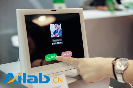 被推上風(fēng)口浪尖的微信相框到底怎么樣？