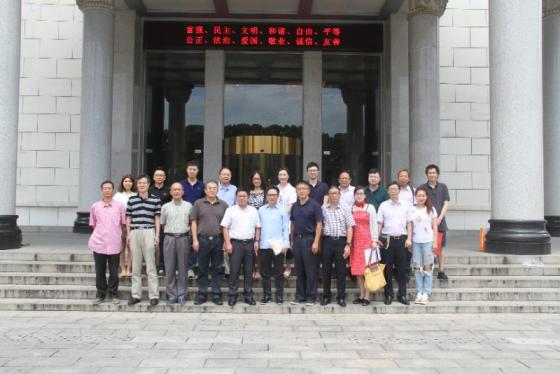 李行健:產(chǎn)業(yè)鏈和技術(shù)是電視產(chǎn)業(yè)發(fā)展的重要支點(diǎn)