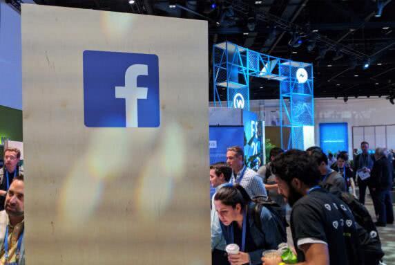 吸引AI人才太難？Facebook獨(dú)辟蹊徑加強(qiáng)機(jī)器人研究