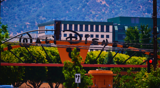 迪士尼重組內(nèi)容和發(fā)行部門，以支持流媒體業(yè)務