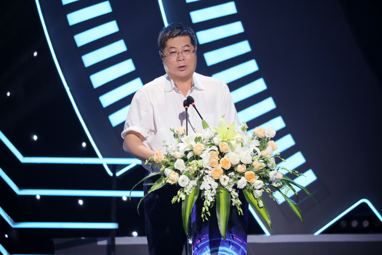 芒果TV虛擬主持人“YAOYAO”正式亮相，第二屆算法大賽頒獎(jiǎng)典禮大有看頭