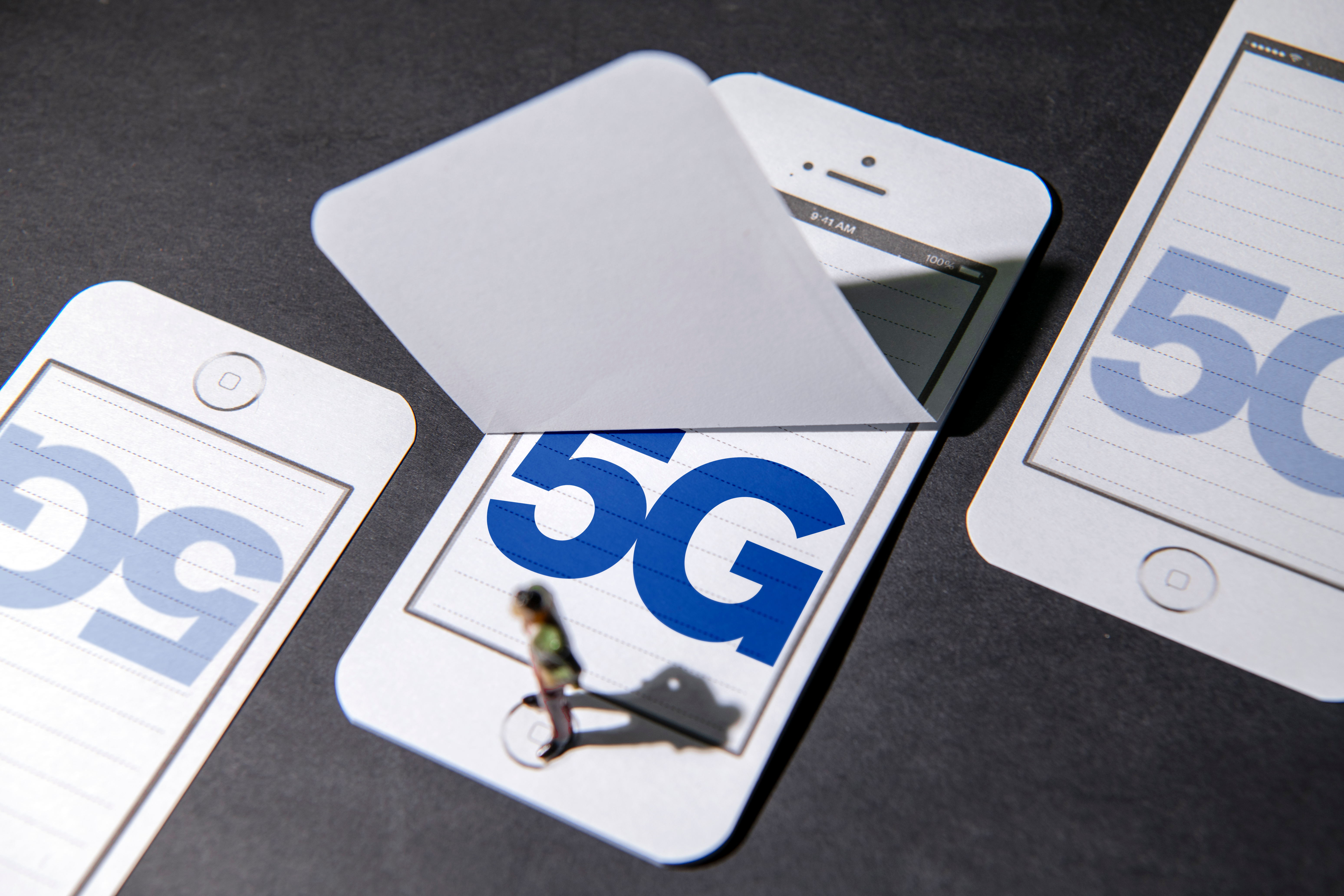 2023年中央預(yù)算將加快推進(jìn)5G和千兆光網(wǎng)等基礎(chǔ)網(wǎng)絡(luò)建設(shè)